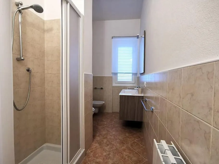 Il Giardinetto Apartment Riva di Solto
